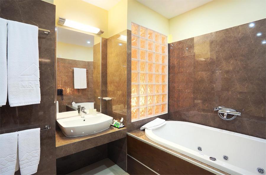 קראלג'בו Hotel Turist חדר תמונה